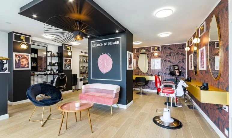 LE SALON DE MELANIE